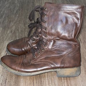 Brown Target Boots Size 8